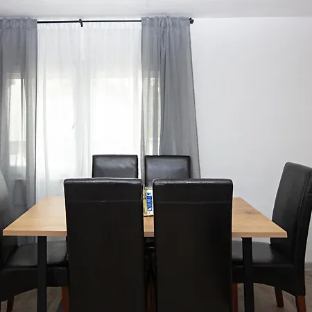 With Parking Space - 22143 Apartament