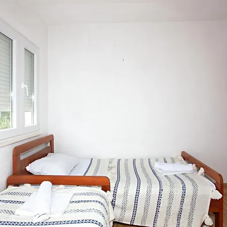 With Parking Space - 22143 Apartament Rogoznica (Sibenik-Knin)