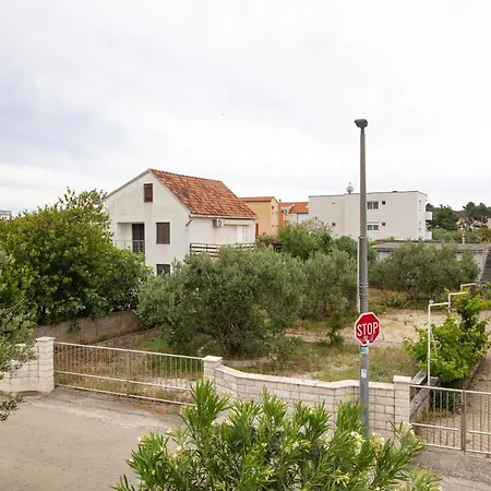 With Parking Space - 22143 Rogoznica (Sibenik-Knin)