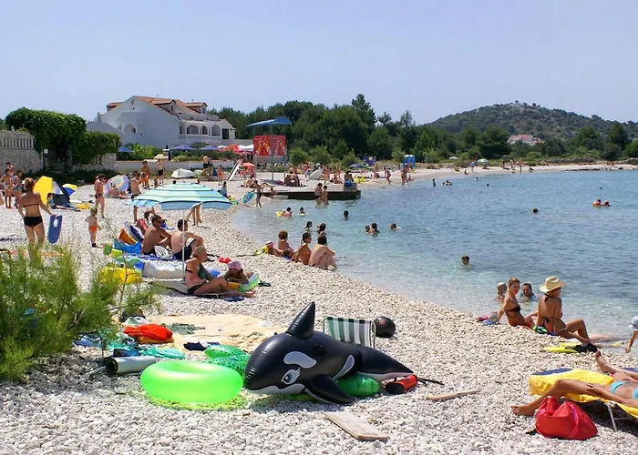 With Parking Space - 22143 * Rogoznica (Sibenik-Knin)