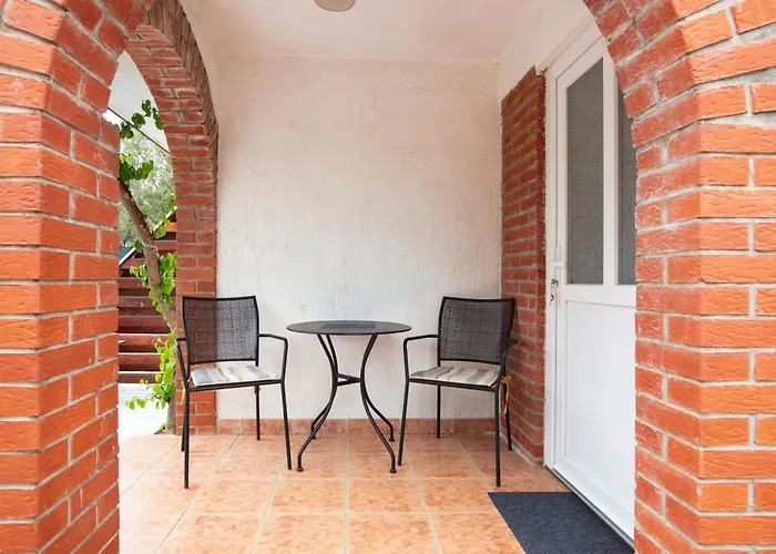 With Parking Space - 22143 * Rogoznica (Sibenik-Knin)